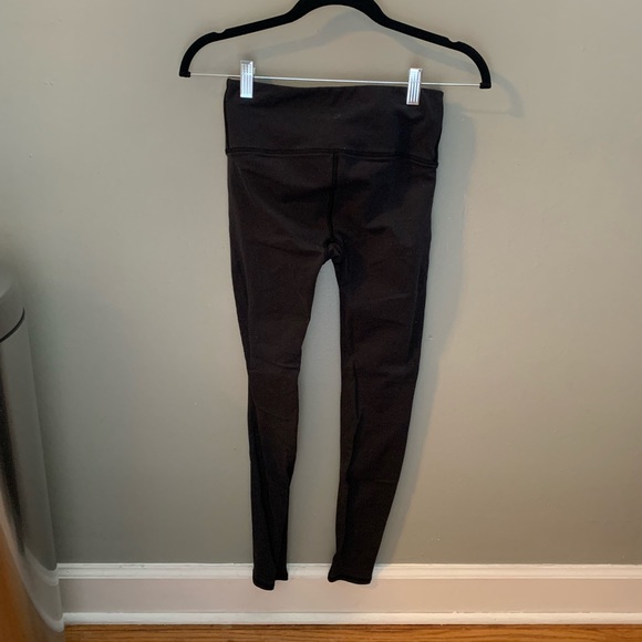 Lululemon laser cut leggings - Picture 2 of 4